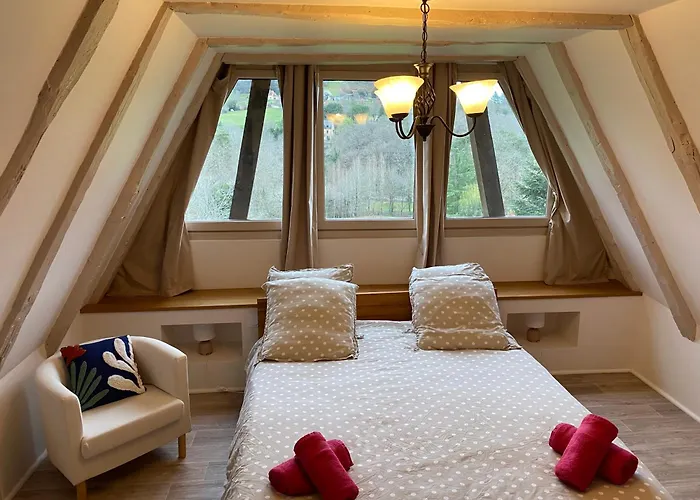 Holiday home Introvigne *